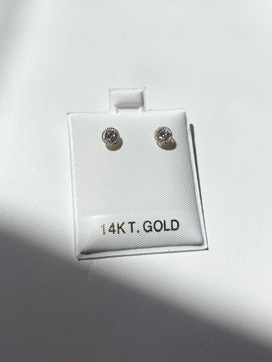 14KT GOLD Zirconia Studs